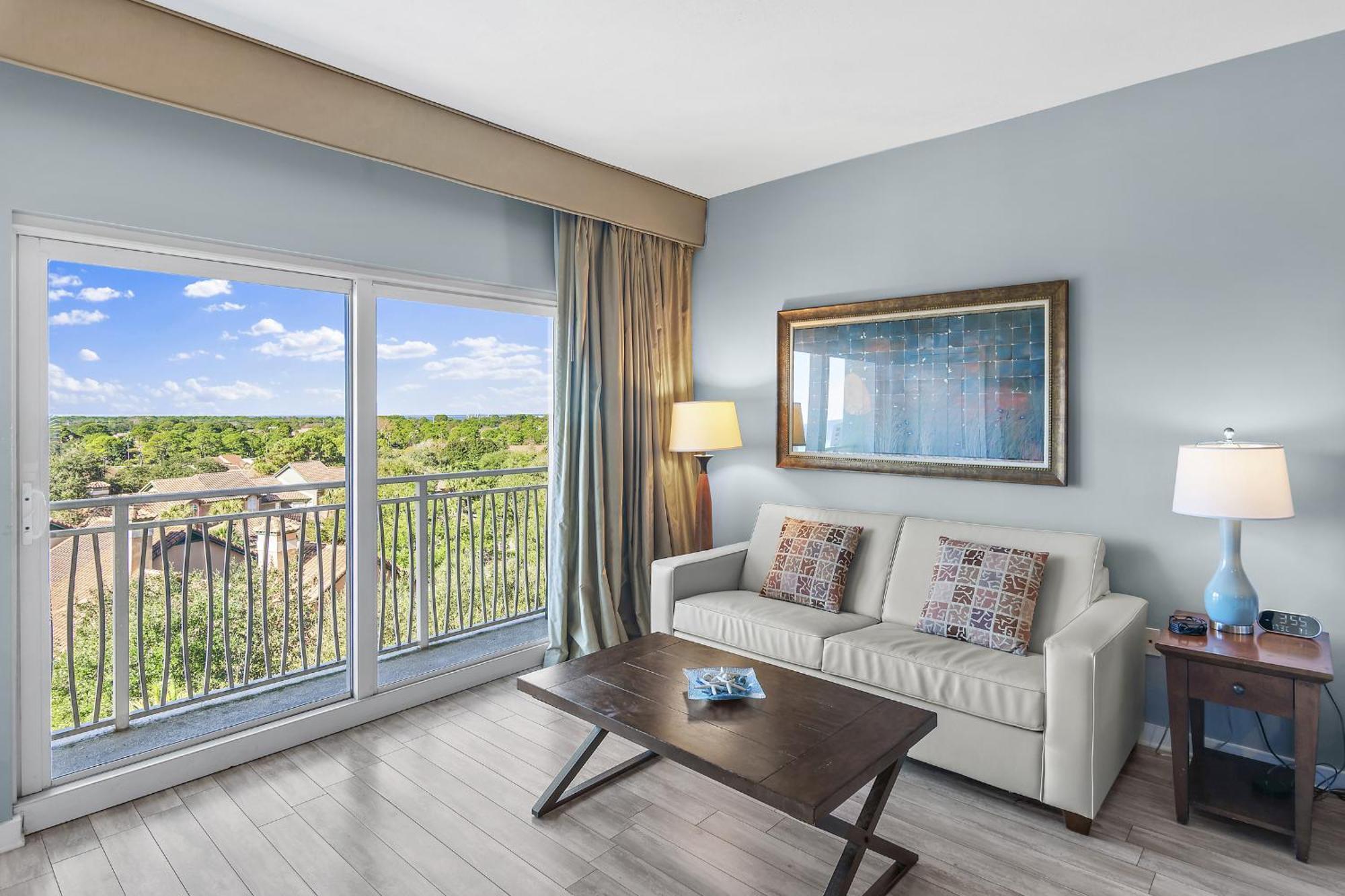 Sandestin Resort Luau By Tufan Room photo
